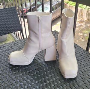 Forever 21 Block Heel Booties